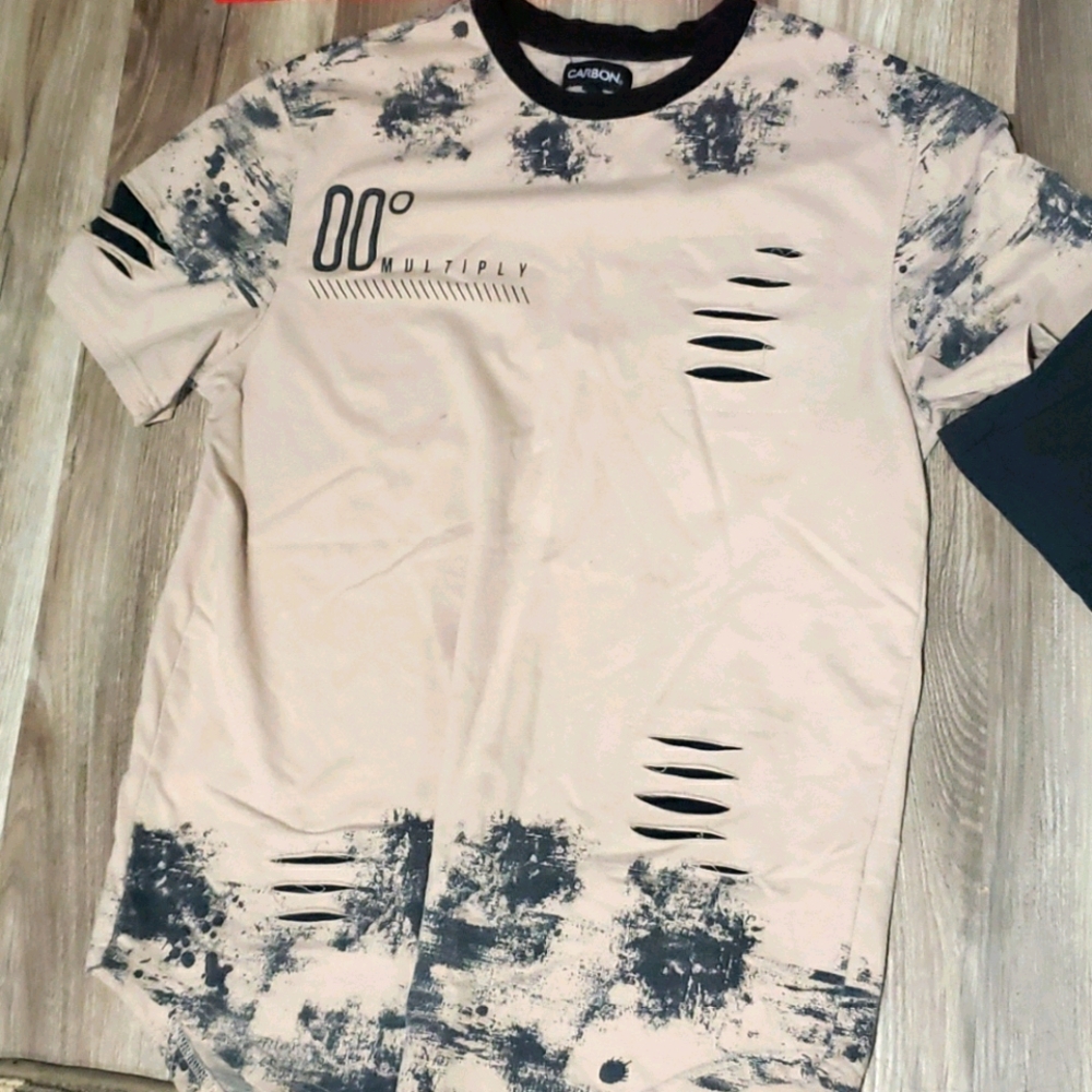 Tee-shirt